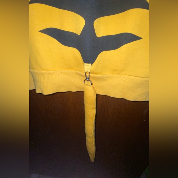 Tiger Jacket - Picture 3 of 4